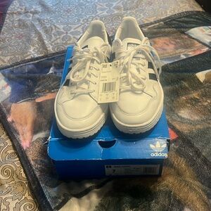 Adidas Team Court black and white tennis shoes size 7